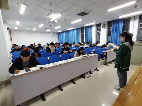 學黨史，正學風，聚能量 計算機與通信工程學院持續開展通訊工程專業晚自習活動